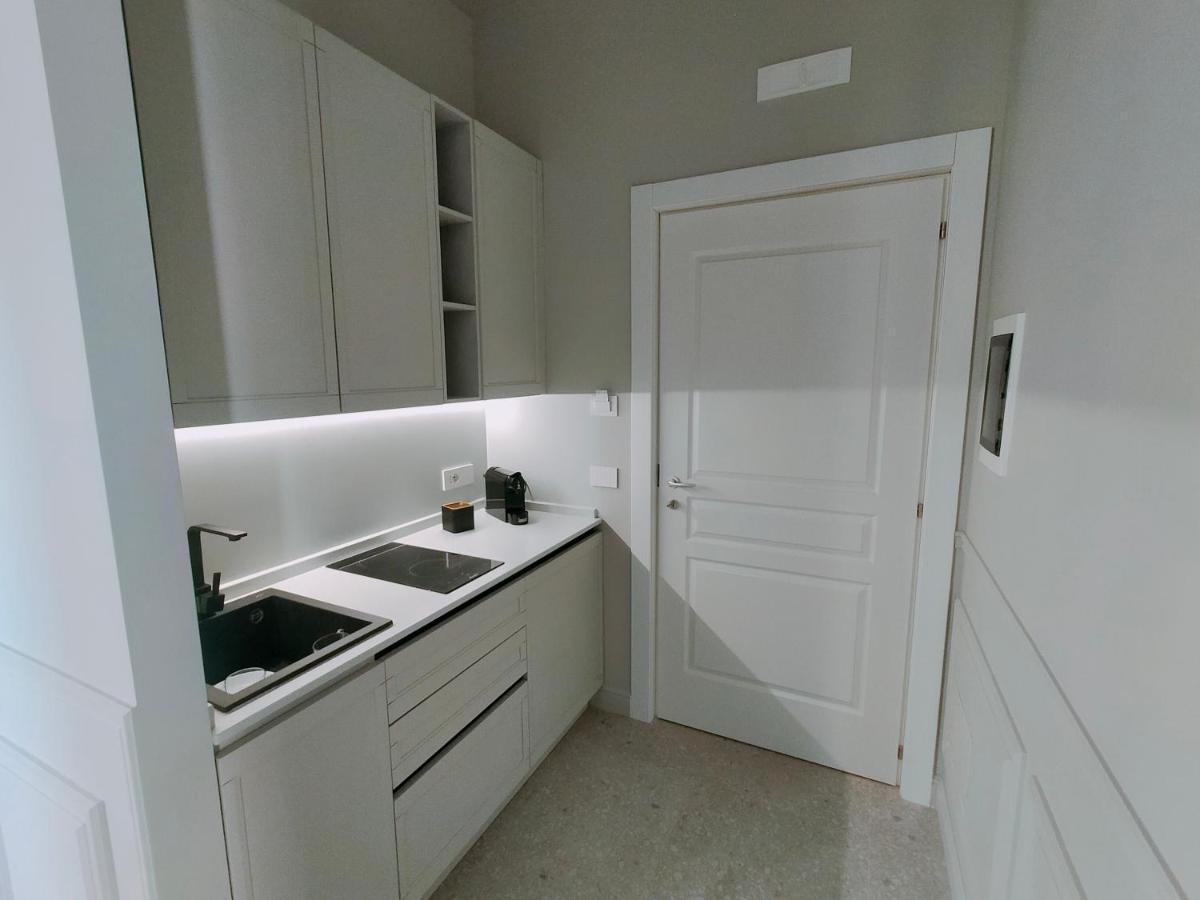 Maccus Suite Naples Exterior photo